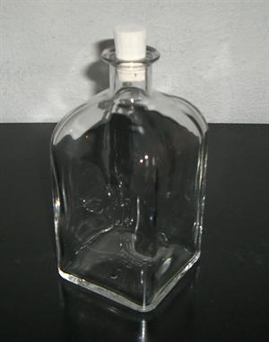 Firkantet flaske med korkprop, stor (0,7 liter) 